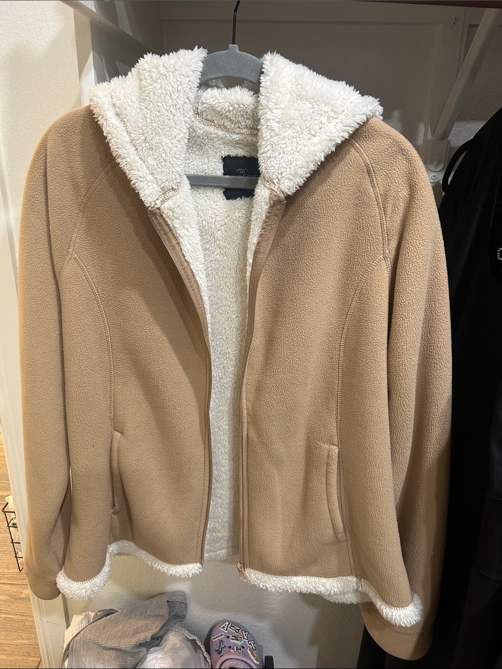 Cozy Sherpa-Lined Hooded Jacket - Camel